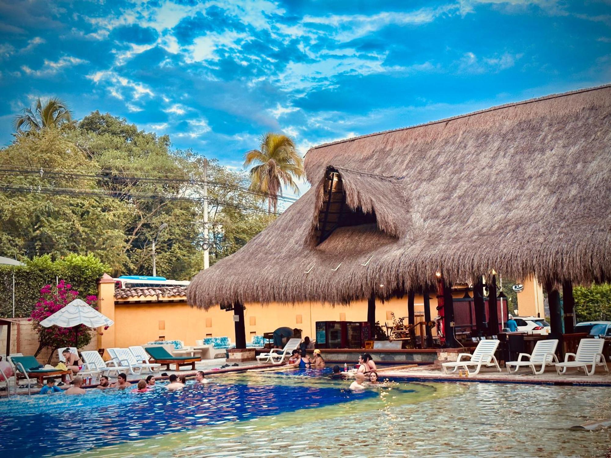 Hotel Porton Del Sol Santa Fe de Antioquia Kültér fotó
